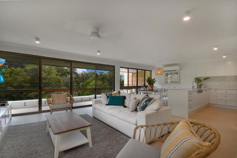 BEAUTIFULLY RENOVATED OCEANSIDE APARTMENT Lamer 9 - Accommodation Brunswick Heads 5