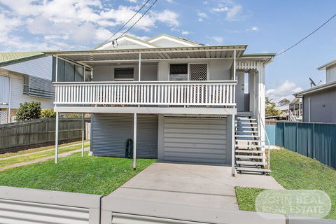 Brighton Waterfront Beach House - Accommodation Brunswick Heads 2