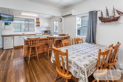 Brighton Waterfront Beach House - Accommodation Brunswick Heads 5