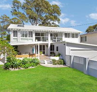The Lake House with swimming pool - Accommodation Brunswick Heads