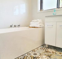 Marazul BEST DEAL Stone Bathtub WIFI Functional - Accommodation Brunswick Heads