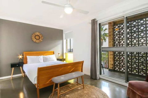 Cosy 1 Bedroom Unit With Views Of The City - Accommodation Brunswick Heads 5