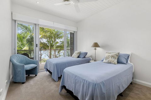 North Facing River Front Stunning Apartment Unit 2 9 Hilton Esplanade - Accommodation Brunswick Heads 2