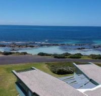 Boathouse nearly in the water  wonderful views - Accommodation Brunswick Heads