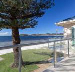Filoli 91 Foreshore Drive huge waterfront home - Accommodation Brunswick Heads