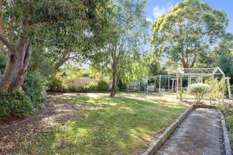 GUMS & ROSES Family Home In The Heart Of Town. - Accommodation Brunswick Heads 0