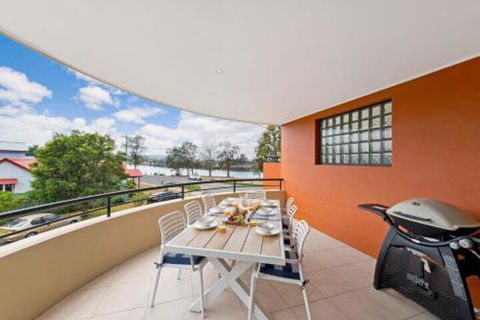 Dolphin Cove Apt 5 - Accommodation Brunswick Heads 0
