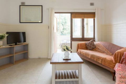 B6 Cafes & Restaurants Close To UWA - Accommodation Brunswick Heads 0