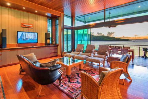 Yacht Club 19 Bijou De Mer 2 Buggies - Accommodation Brunswick Heads 7