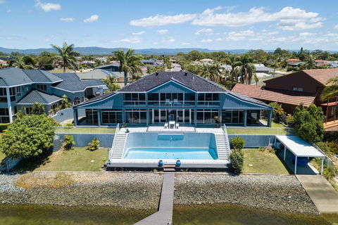 Havana Blue - Large 4 Bedroom Home - Accommodation Brunswick Heads 3