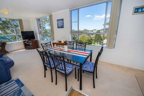 Thurlow Ave 13/2 Westpoint - Nelson Bay - Accommodation Brunswick Heads 1