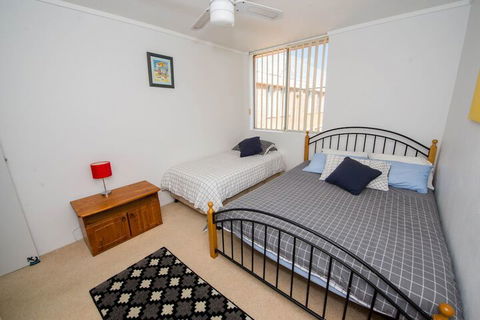 Thurlow Ave 13/2 Westpoint - Nelson Bay - Accommodation Brunswick Heads 4