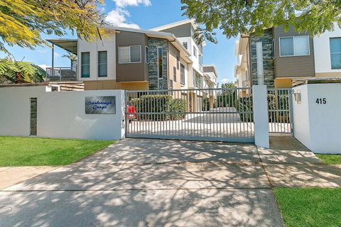 Redcliffe Holiday Accommodation - Accommodation Brunswick Heads 1
