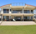 Lennox on the Beach Unit 2 Lennox Head - Accommodation Brunswick Heads