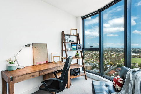 Designer Home With View 2 BED In Box Hill Vbh850 - Accommodation Brunswick Heads 5