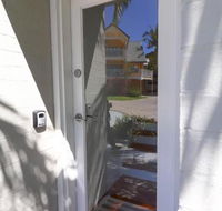 Palms Studio Apartment at Raffetys Resort - Accommodation Brunswick Heads