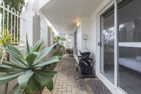 Cottesloe Cove Beach Apartment - Accommodation Brunswick Heads 4