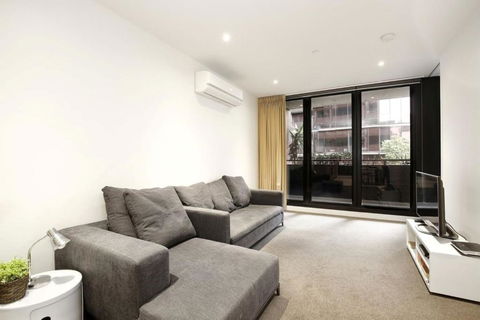 Readyset Fulton Lane Melbourne - Accommodation Brunswick Heads 3
