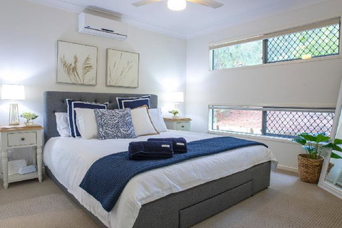 Luxury Home NoosavilleWIFINetflixLocationShops - Accommodation Brunswick Heads 5