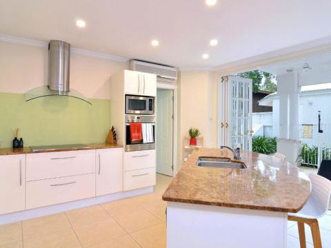 Walk To The Ocean In Five Minutes - Accommodation Brunswick Heads 4