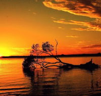 WaterviewsPool Wifi its all here  Welsby Pde Bongaree - Accommodation Brunswick Heads