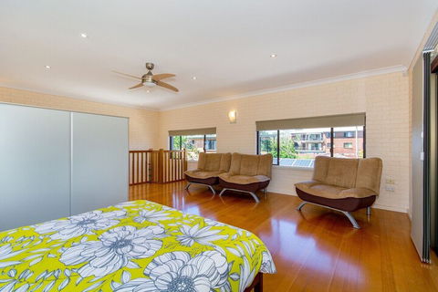 Magical Holiday Home Welsby Pde Bongaree - Accommodation Brunswick Heads 6