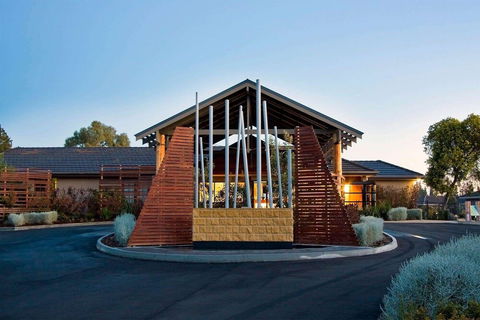 Wyndham Vacation Resorts Seven Mile Beach - Accommodation Brunswick Heads 2