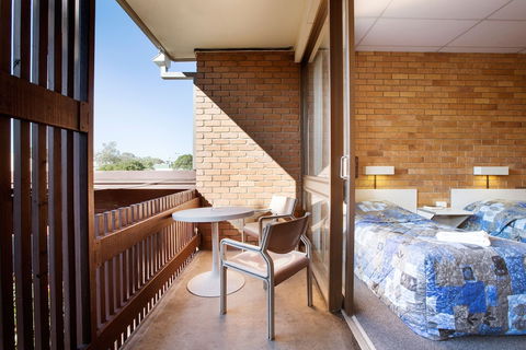 Villa Noosa Hotel - Accommodation Brunswick Heads 3