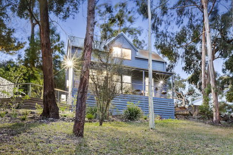 Briars Cottage - Daylesford - Accommodation Brunswick Heads 1