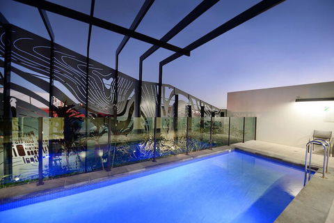Oaks Gladstone Grand Hotel - Accommodation Brunswick Heads 4