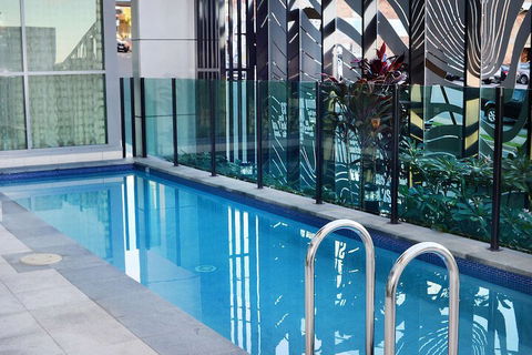 Oaks Gladstone Grand Hotel - Accommodation Brunswick Heads 1