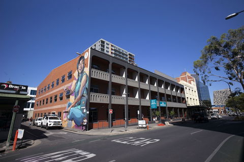 Adelaide Central YHA - Hostel - Accommodation Brunswick Heads 0