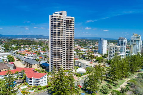 Burleigh Esplanade Apartments - Accommodation Brunswick Heads 3