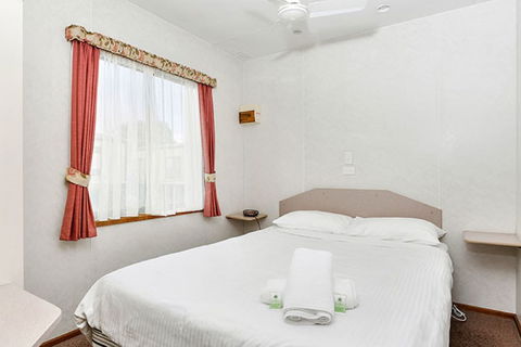 Warrnambool Holiday Village - Accommodation Brunswick Heads 2