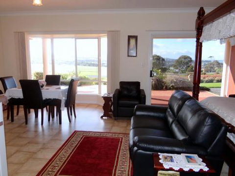 Close Encounters Bed & Breakfast - Accommodation Brunswick Heads 4