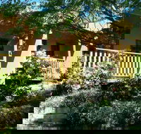 Meredith House - Accommodation Brunswick Heads