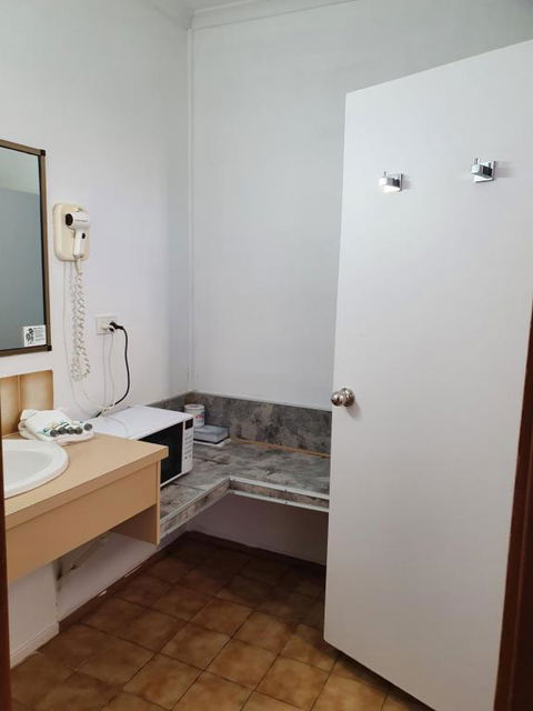 Moonraker Motor Inn - Accommodation Brunswick Heads 3