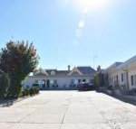 Hillview Motel