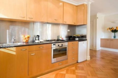 Lakeside Suites 1 - Accommodation Brunswick Heads 6