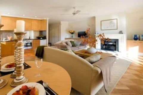 Lakeside Suites 1 - Accommodation Brunswick Heads 2