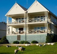 Lakeside Suites 1 - Accommodation Brunswick Heads
