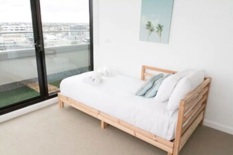 Modern 2 Bedroom Apartment In Melbournes Northcote - Accommodation Brunswick Heads 6