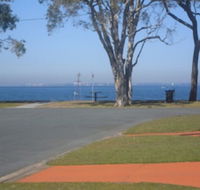 Immaculate First Floor Waterfront Unit Welsby Pde Bongaree - Accommodation Brunswick Heads