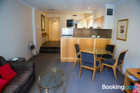 Bond 215 - Accommodation Brunswick Heads 0