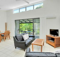 Baden 46 Rainbow Shores Walk To Beach Top Floor Air conditioned Unit Pools - Accommodation Brunswick Heads