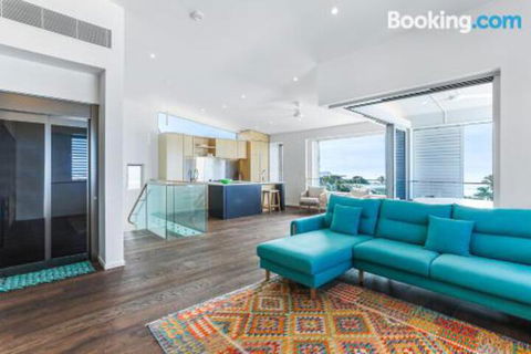 Ultimate Beachfront Living Sunshine Beach - Accommodation Brunswick Heads 2