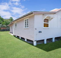 Close to Water Restaurants  Clubs Toorbul St. Bongaree - Accommodation Brunswick Heads