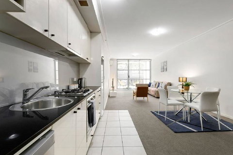 A Modern & Cozy Studio Next To Darling Harbour - Accommodation Brunswick Heads 3