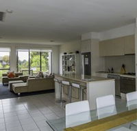 Stylish 3 Bedroom Condo - Accommodation Brunswick Heads