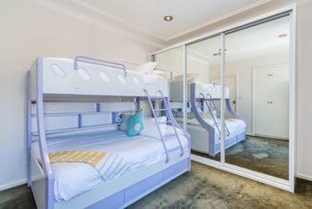 Spacious 4 Bedroom House The Hill - Accommodation Brunswick Heads 3